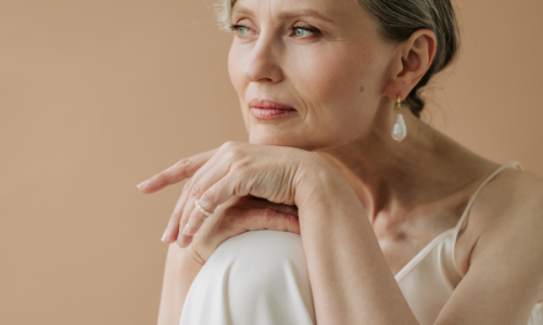 Segredos de beleza para mulheres 40+: mantenha-se radiante e confiante